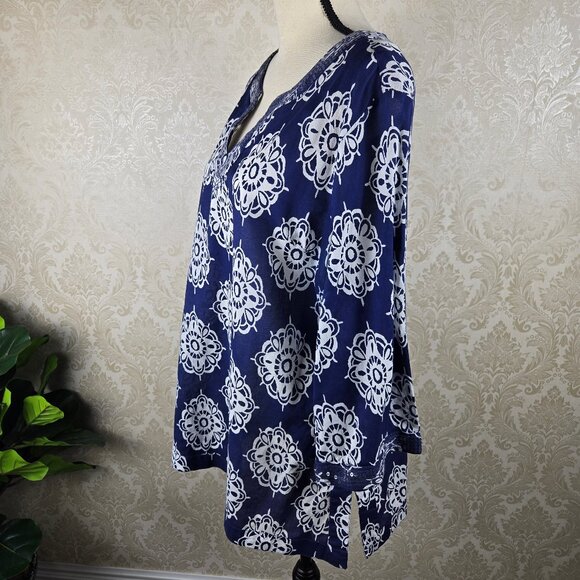 J H Collectibles Size XL 100% Cotton Blue White Patterned Tunic Clear Sequin Dtl - Picture 11 of 16